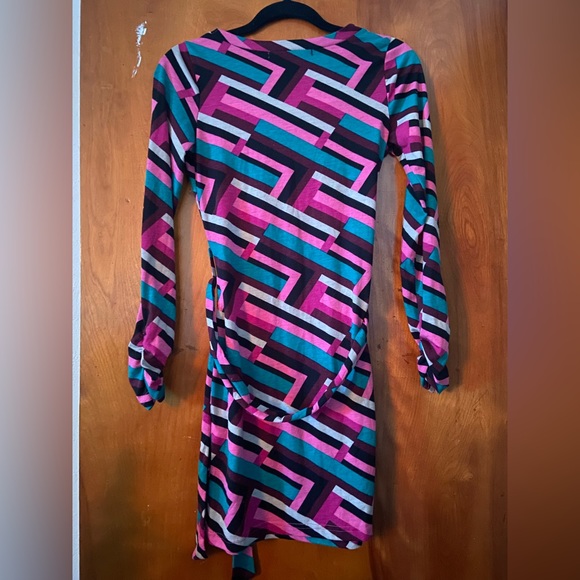 Derek Heart Couture- Abstract Colorful Dress - Picture 3 of 10